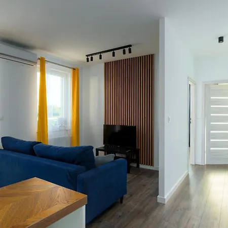 Zajezdnia 2-bedroom דירה ורוצלב