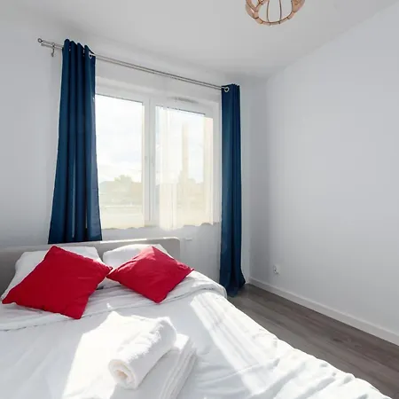 דירה Zajezdnia 2-bedroom ורוצלב
